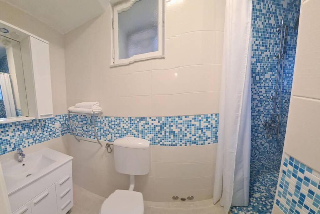 Studio Apartment Marella Вис Экстерьер фото